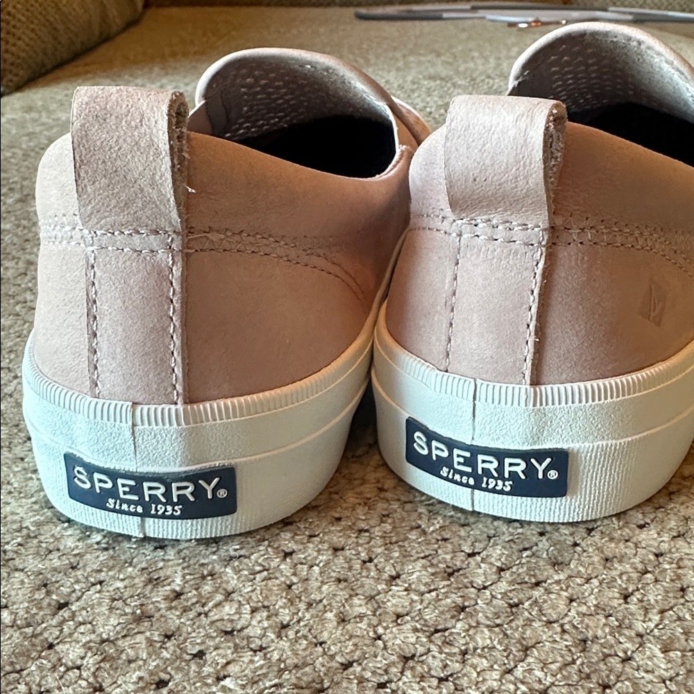 Sperry size 10 Light Pink Perforated Slip-Ons - Picture 5 of 5